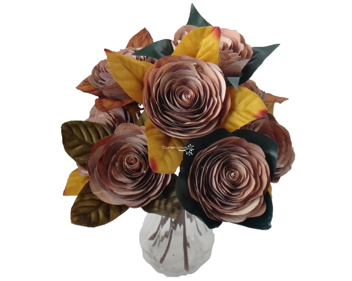 Bouquet roses en écorce de bouleau